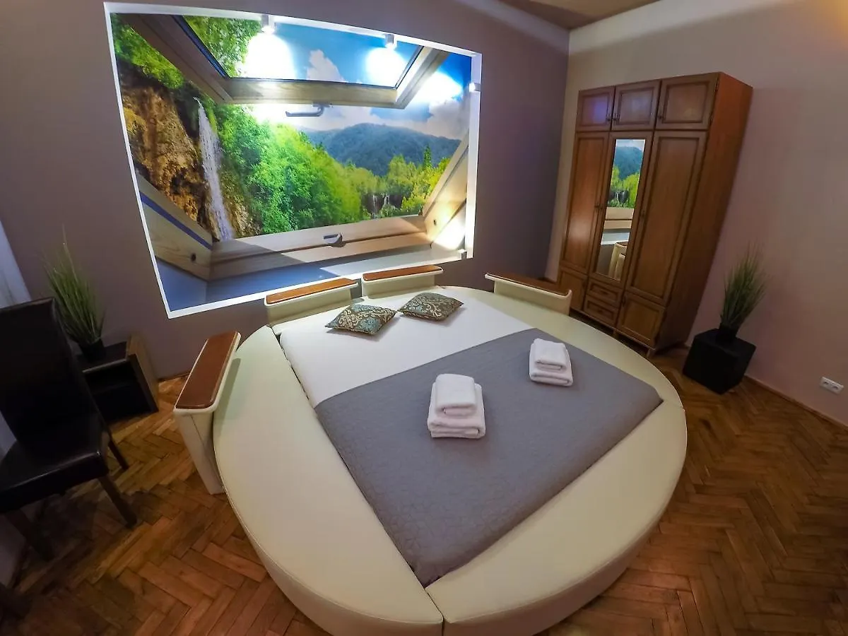 Apartament Z Jacuzzi Krakow Rynek 3*,  Polen